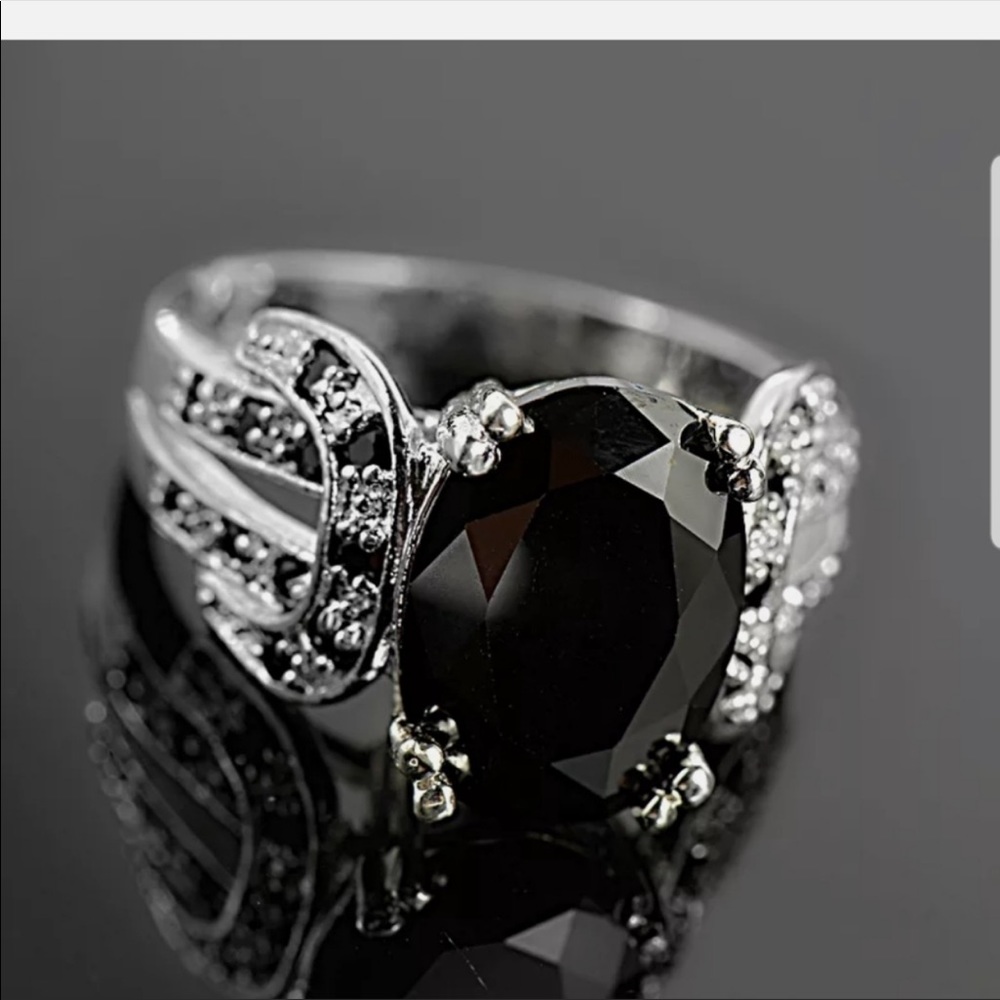 New 18k white gold Plated black sapphire ring